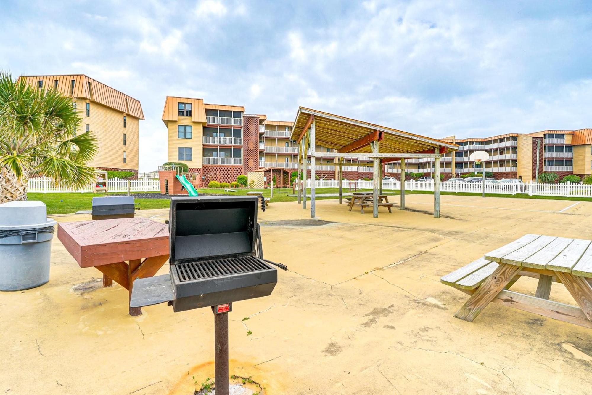 Steps To The Beach Oceanfront Condo With Lanai! North Topsail Beach Eksteriør billede