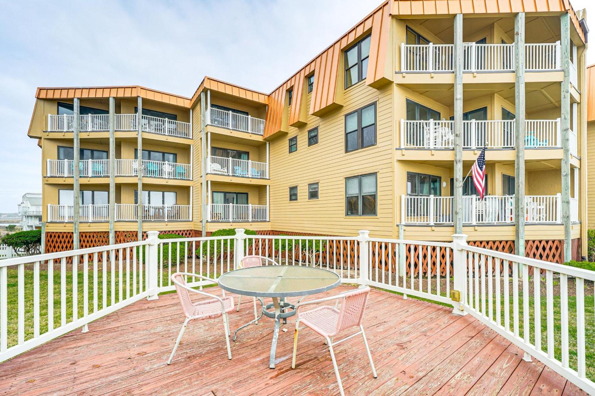 Steps To The Beach Oceanfront Condo With Lanai! North Topsail Beach Eksteriør billede